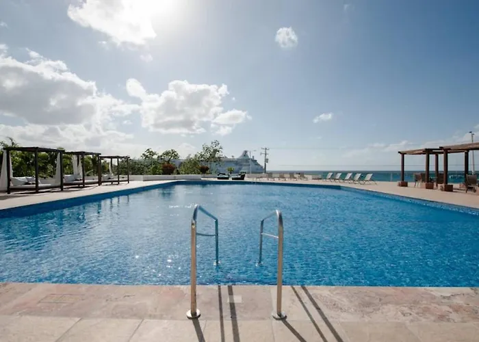 Incredible Spacious Just Steps From The Sea Apartment Cozumel